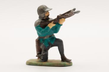 Landsknecht crossbowman kneeling with French helmet